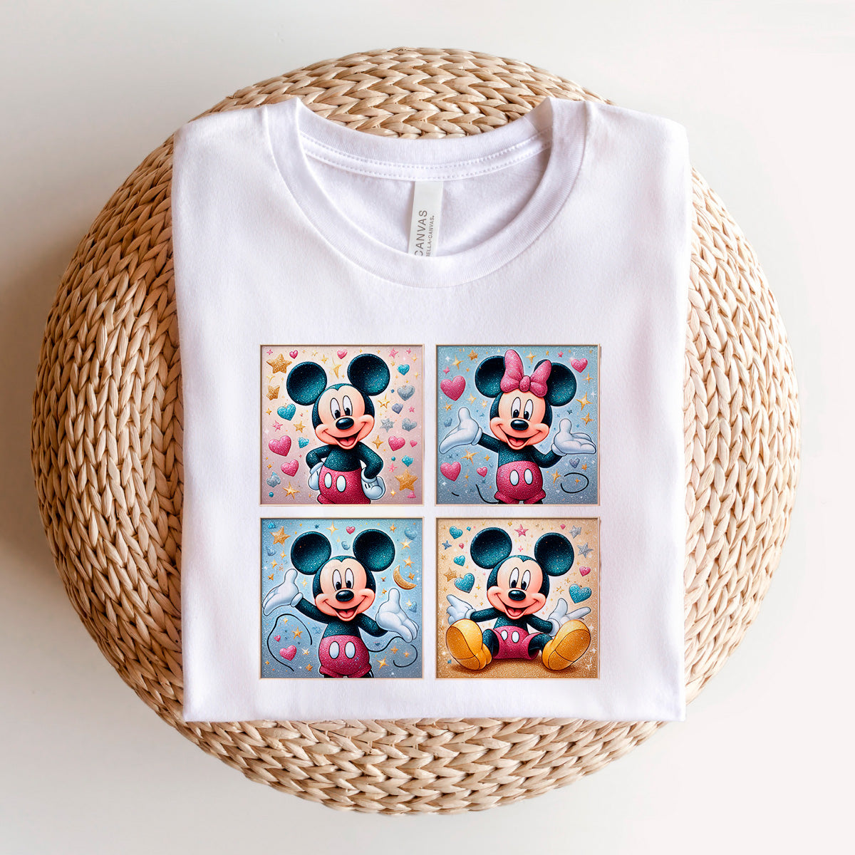 Camiseta Disney cuadros Mickey corazones, color blanco, estampado frontal
