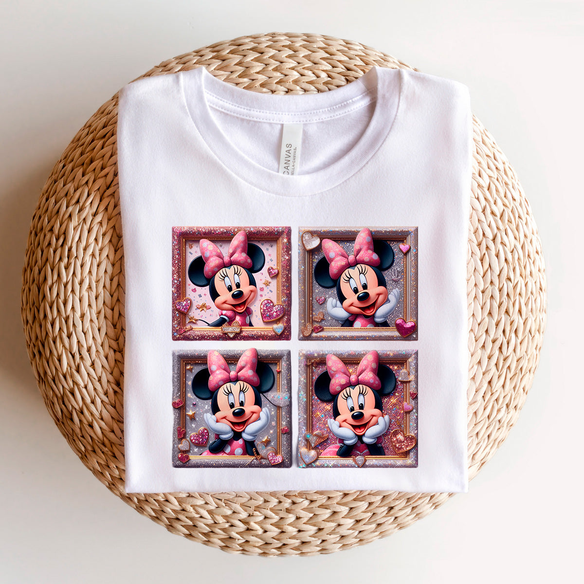 Camiseta Disney cuadros Minnie corazones, color blanco, estampado frontal